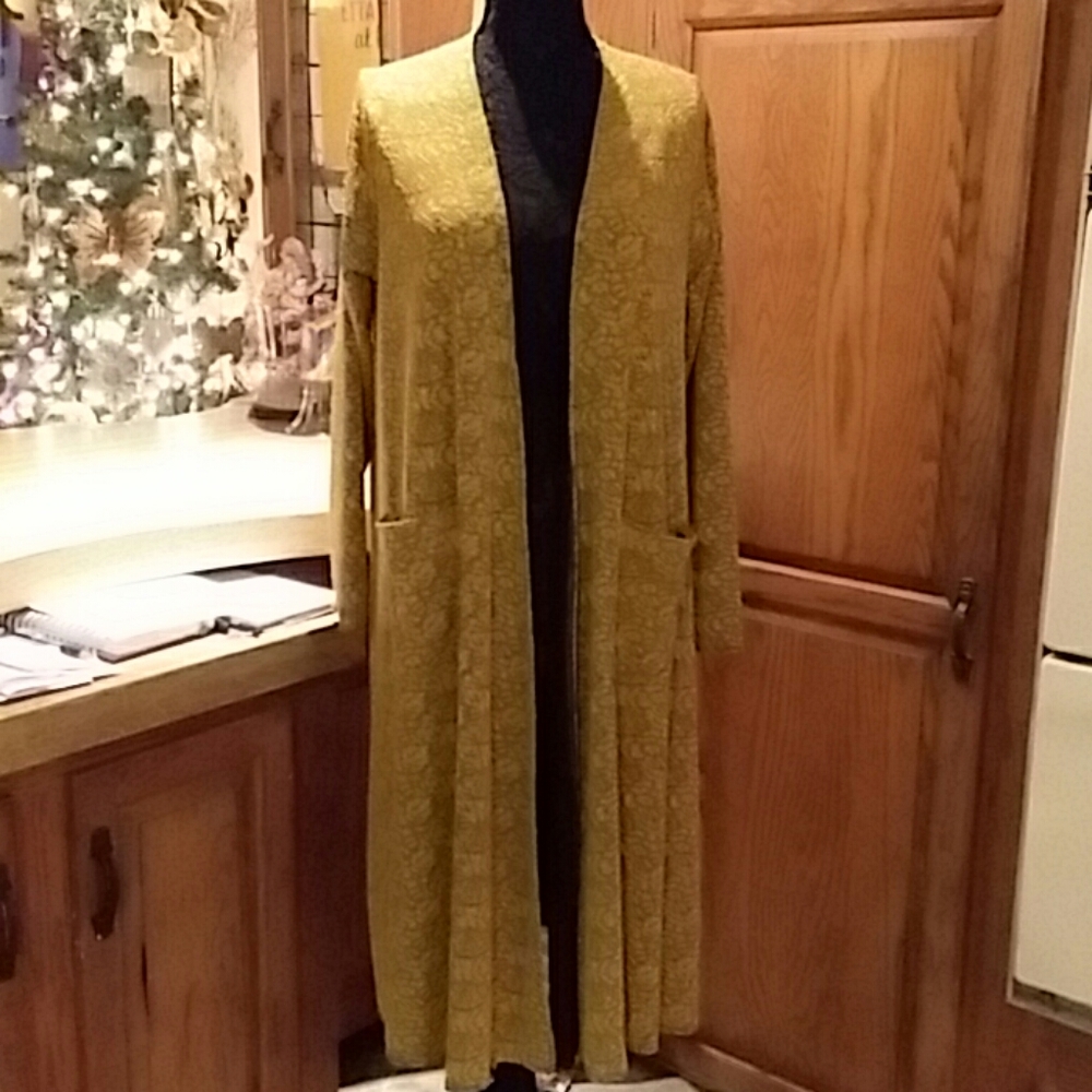 LuLaroe mustard floral duster with pockets